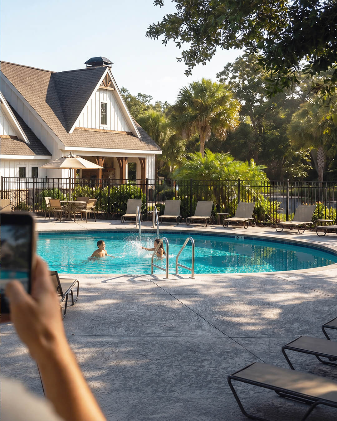 Summer Clubhouse & Resort Pool Community – image 5/15
